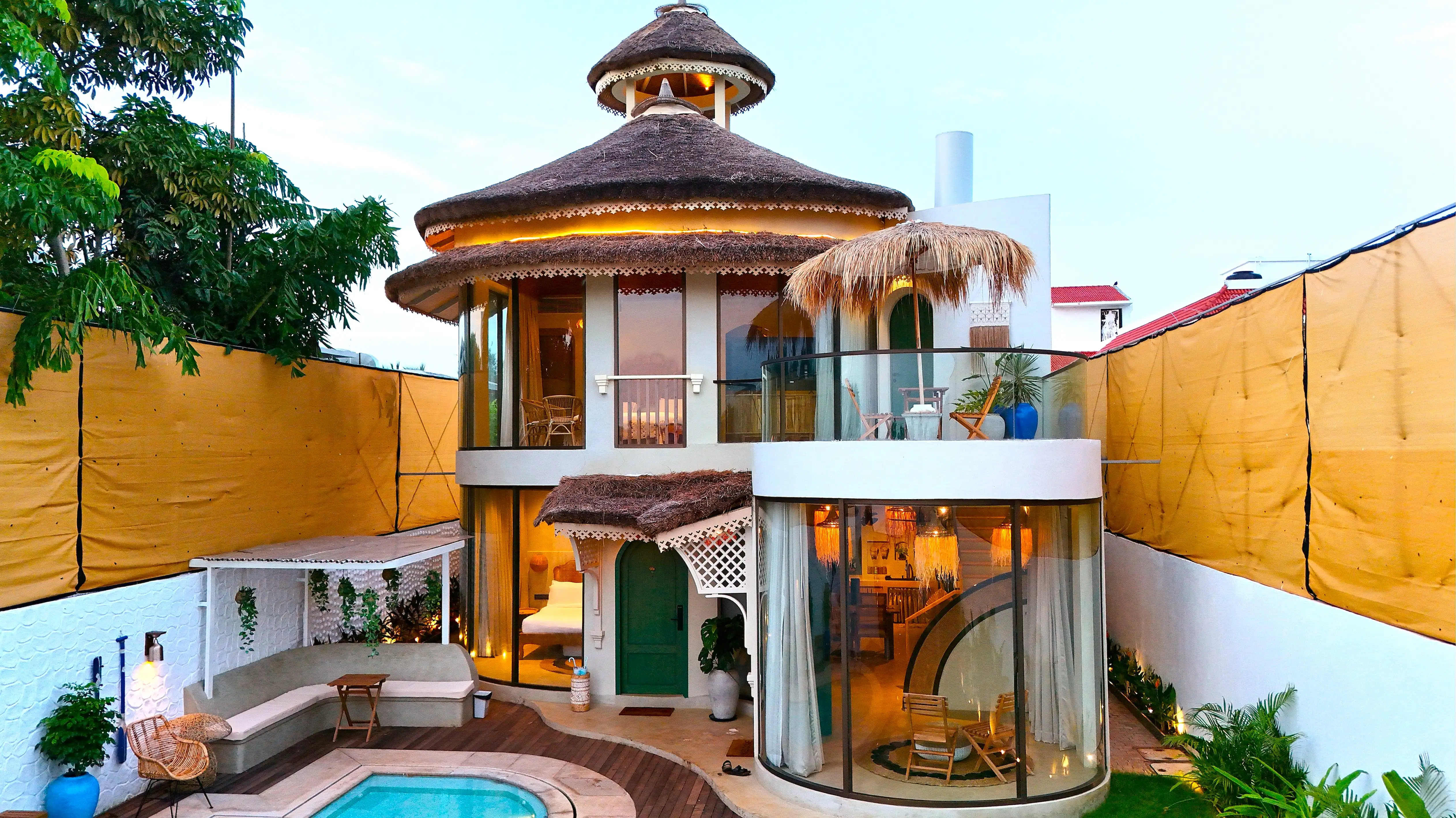 Casa de Minnath | 2-BHK Bali Theme Private Pool,Garden,Beach Views| Near Kovalam
