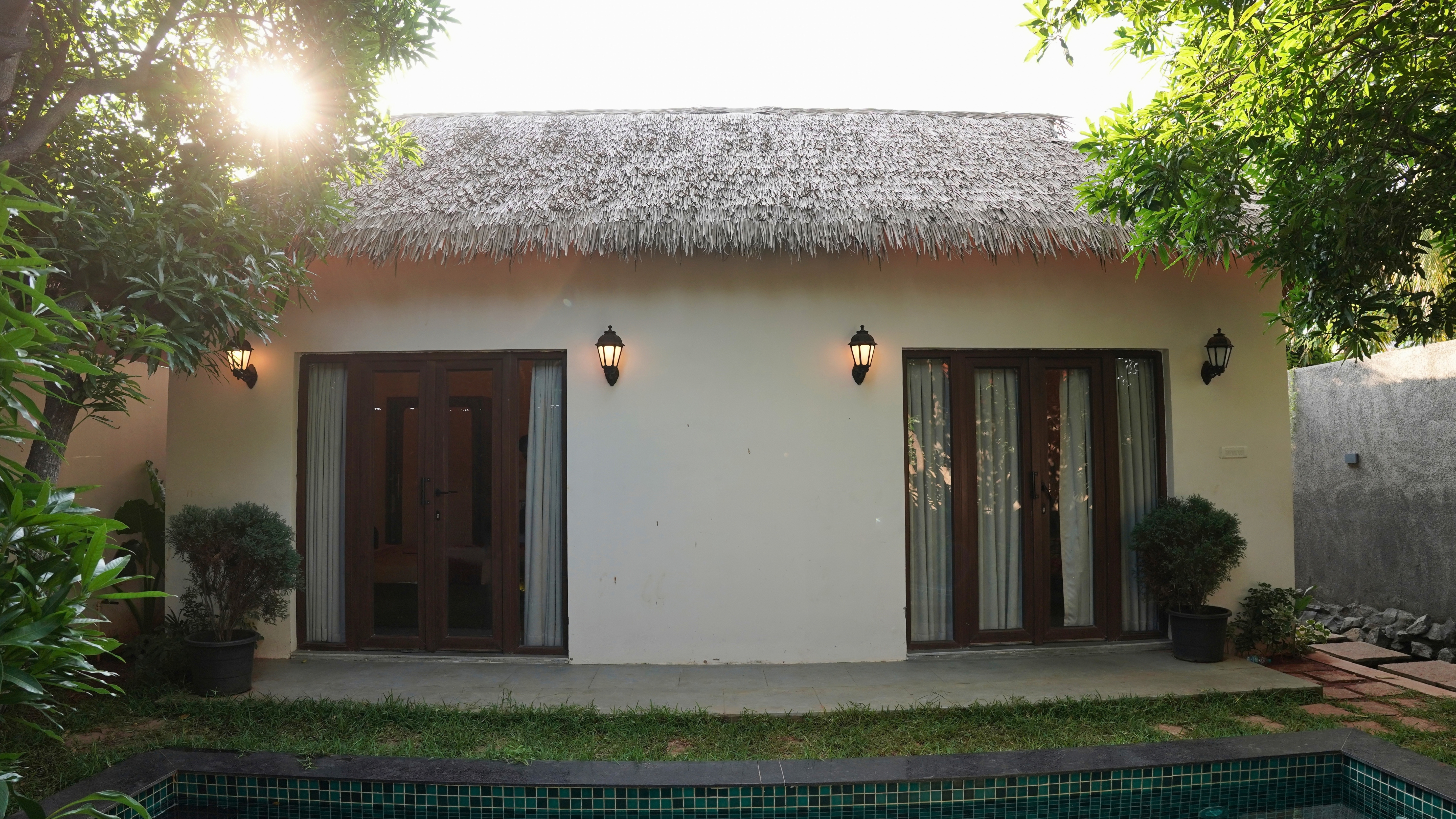 Anantra |ECR 1-BHK Jacuzzi With private pool| Beach House Near kovalam 